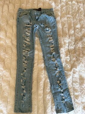 Light Blue Distressed Women's Jeans